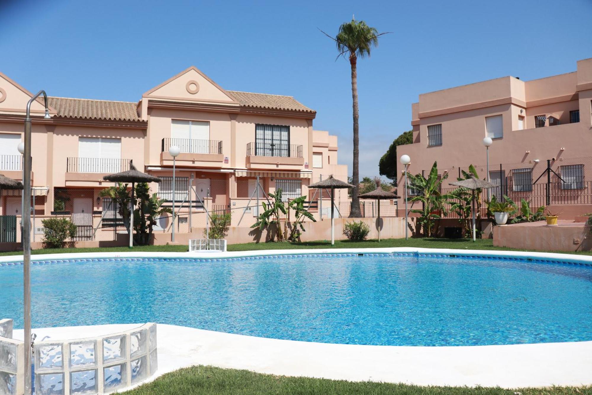 Playa La Barrosa, Alojamientoslola Chiclana de la Frontera Exterior photo